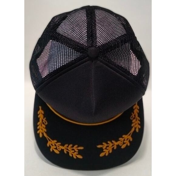 Vintage Las Vegas Snapback Hat Black Gold Mesh Trucker Cap Roped Made In Taiwan - Picture 4 of 7